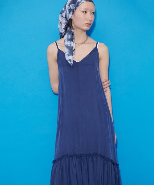 THE PAUSE（ザ ポーズ）の「【THE PAUSE】タイダイスカーフ（バンダナ/スカーフ・レディース・ライトグレー/ネイビー・FREE）」の13枚目の写真