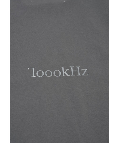 SUPERTHANKS（スーパーサンクス）の「刺繍＆バックプリント オーバーサイズTシャツ ""Sound"" S/S T-shirt"(ユニセックス)（Tシャツ/カットソー・メンズ・チャコールグレー/ブラック/ホワイト・S/M/L）」の9枚目の写真