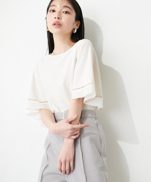 natural couture(ナチュラルクチュール)の「袖口配色切替ブラウス(シャツ/ブラウス・レディース・ライトベージュ/サックスブルー/アイボリー/ネイビー・FREE)」の5枚目の写真