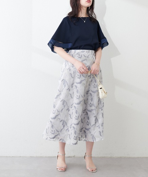 natural couture(ナチュラルクチュール)の「袖口配色切替ブラウス(シャツ/ブラウス・レディース・ライトベージュ/サックスブルー/アイボリー/ネイビー・FREE)」の18枚目の写真