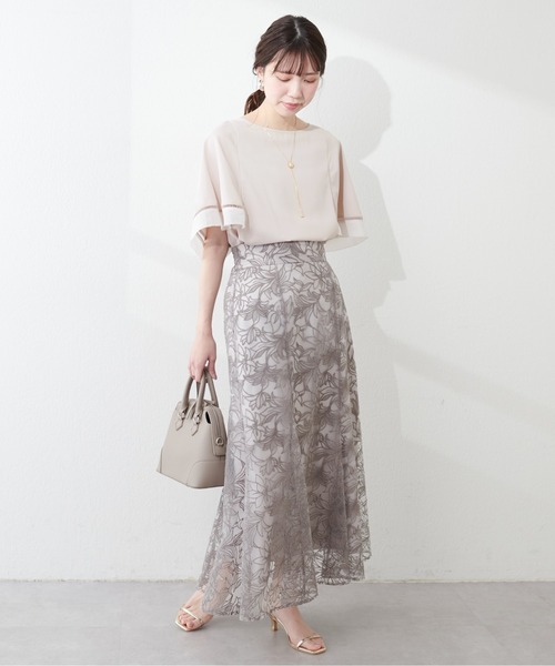 natural couture(ナチュラルクチュール)の「袖口配色切替ブラウス(シャツ/ブラウス・レディース・ライトベージュ/サックスブルー/アイボリー/ネイビー・FREE)」の13枚目の写真