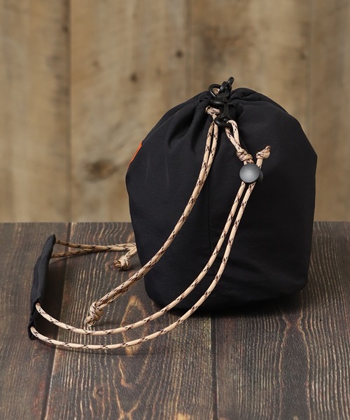 KRIFF MAYER(クリフメイヤー)の「【KRIFF MAYER/クリフメイヤー】2WAY アウトウォーク巾着ショルダーバッグ(ショルダーバッグ・メンズ・ブラック・FREE)」の3枚目の写真