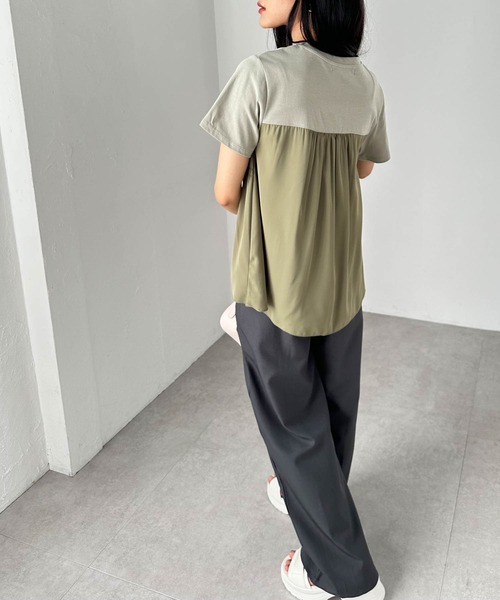 RANAN(ラナン)の「【接触冷感】シャーリングドッキング半袖プルオーバー(Tシャツ/カットソー・レディース・ダークネイビー/ベージュ系その他/グレー系その他/ホワイト×ブラック/カーキ/ホワイト×グレー・LL/L/M/3L)」の13枚目の写真