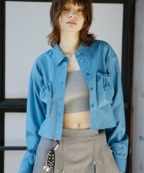 SLY（スライ）の「【限定カラーあり】GATHER POCKET CROPPED SH