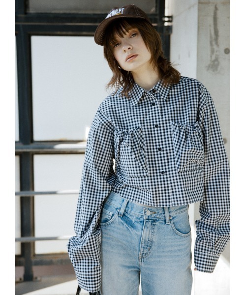 SLY（スライ）の「【限定カラーあり】GATHER POCKET CROPPED SH