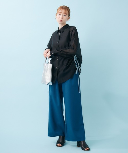 Paradise Picnic（パラダイスピクニック）の「サイドドロストシャツ（シャツ/ブラウス・レディース・ブラック/ホワイト・FREE）」の7枚目の写真