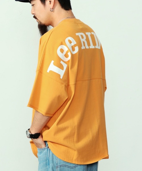 Lee（リー）の「Lee/リー バックアーチ ショートスリーブTシャツ（Tシャツ/カットソー・メンズ・チャコールグレー/サックスブルー/ホワイト/オレンジ・SMALL/MEDIUM/LARGE）」の4枚目の写真