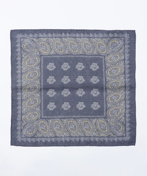 SHIPS（シップス）の「Puccini: リネン バンダナ柄 チーフ（ハンカチ/ハンドタオル・メンズ・ネイビー/ブラウン/ライトオリーブ・ONE SIZE）」の2枚目の写真