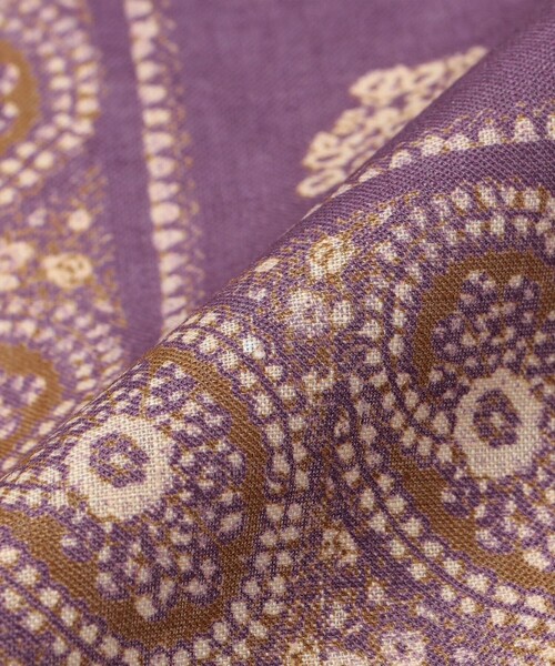 SHIPS（シップス）の「Puccini: リネン バンダナ柄 チーフ（ハンカチ/ハンドタオル・メンズ・ネイビー/ブラウン/ライトオリーブ・ONE SIZE）」の5枚目の写真