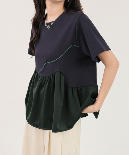 emi+（エミプラス）の「異素材ペプラムアシメ切り替えパイピングTEE（Tシャツ/カットソー・レディース・ベージュ/ブルー/ブラック・FREE）」の3枚目の写真