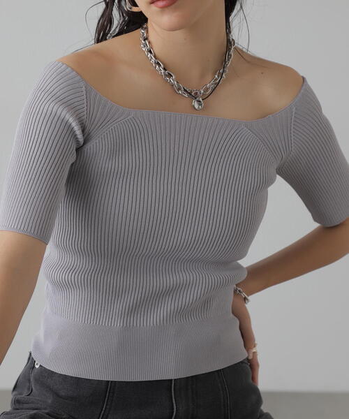 FREE'S MART（フリーズマート）の「◆コンパクトオフショルリブニット（ニット/セーター・レディース・ブルー/グレー/ホワイト/ブラック・FREE）」の3枚目の写真