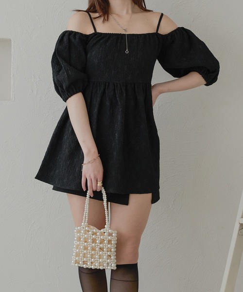 Ambre Neige(アンブルネージュ)の「off shoulder peplum tops / ポコポコオフショルペプラムトップス(Tシャツ/カットソー・レディース・ブラック/ライトピンク/アイボリー・FREE)」の16枚目の写真