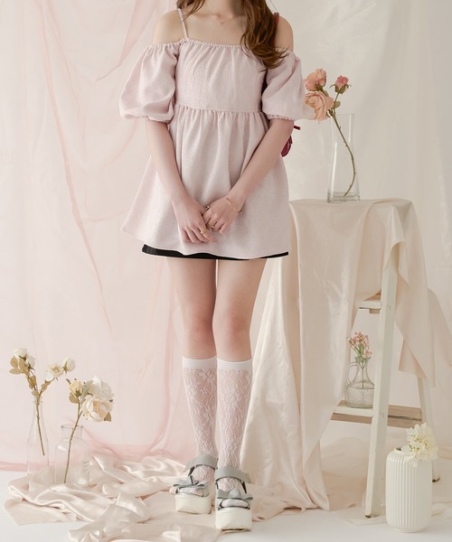 Ambre Neige(アンブルネージュ)の「off shoulder peplum tops / ポコポコオフショルペプラムトップス(Tシャツ/カットソー・レディース・ブラック/ライトピンク/アイボリー・FREE)」の20枚目の写真