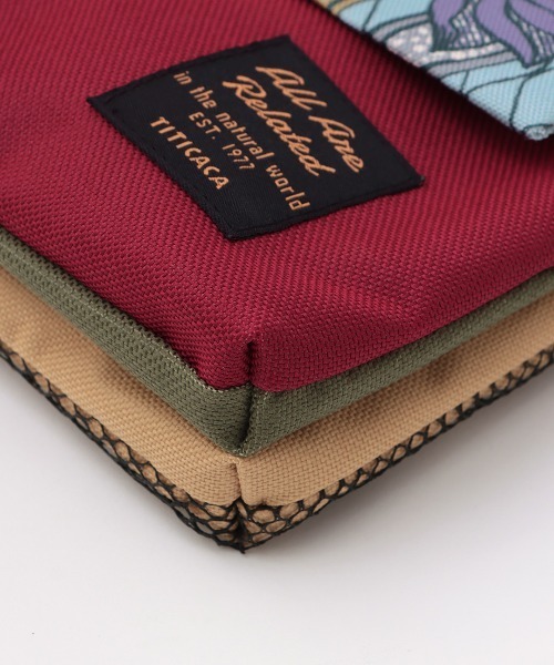 チチカカ（チチカカ）の「マルチプルショルダーバッグ（ショルダーバッグ・レディース・ブラック/ボルドー/アイボリー・FREE）」の12枚目の写真