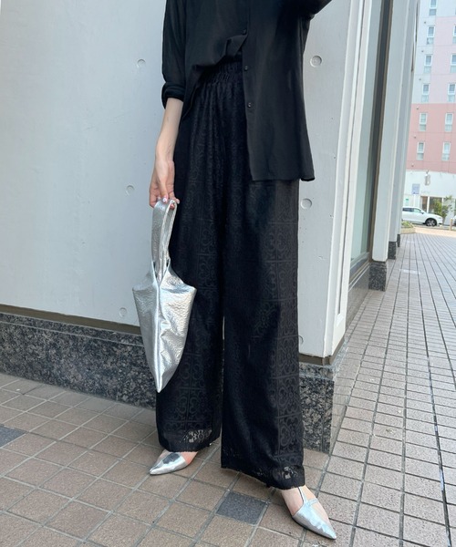 Futier land(フューティアランド)の「レースルーズパンツ(その他パンツ・レディース・ブラック/アイボリー・FREE)」の16枚目の写真
