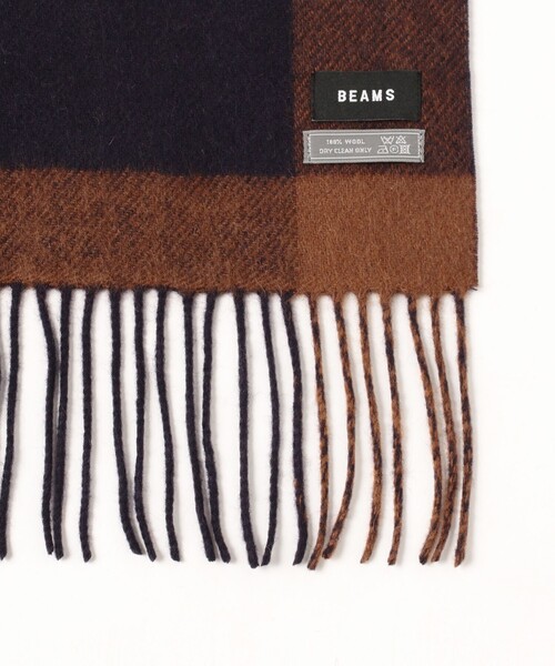 BEAMS（ビームス）の「パネルチェック マフラー（マフラー・メンズ・チャコールグレー/ブラック/ネイビー・ONE SIZE）」の22枚目の写真