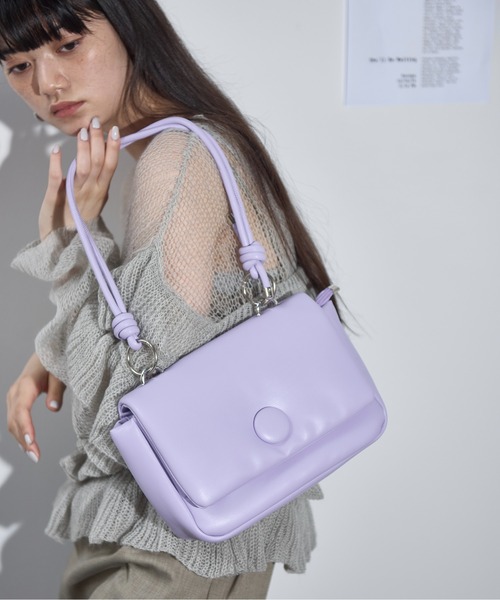 THE YOn（ザヨン）の「ビッグボタンロープストラップパフバッグ（ショルダーバッグ・レディース・ブラック/アンティークシルバー/ラベンダー/ベージュ・FREE）」の22枚目の写真