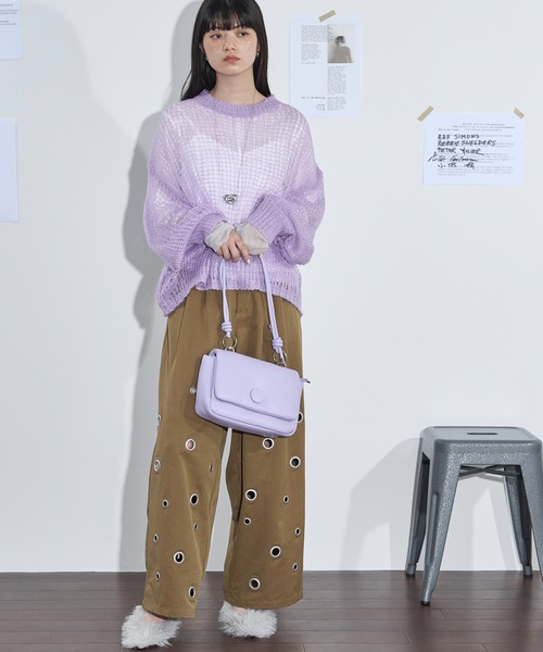 THE YOn（ザヨン）の「ビッグボタンロープストラップパフバッグ（ショルダーバッグ・レディース・ブラック/アンティークシルバー/ラベンダー/ベージュ・FREE）」の17枚目の写真