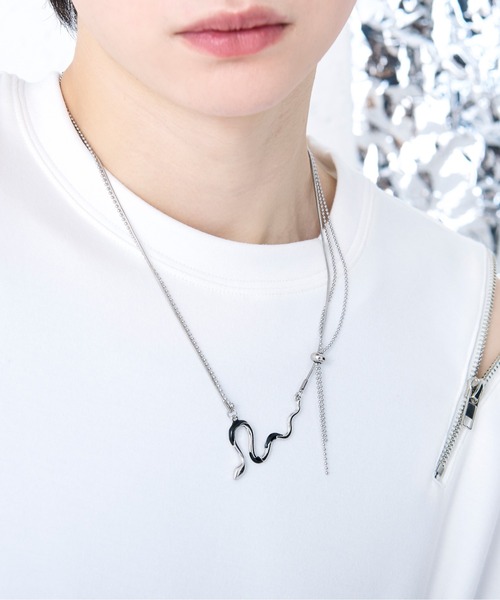 Vivienne Westwood - loop , 縛