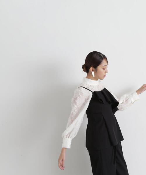 NATURAL BEAUTY BASIC（ナチュラルビューティーベーシック）の「◇ラッフル SETUP キャミソール（キャミソール・レディース・ブラック/グレー・FREE）」の5枚目の写真