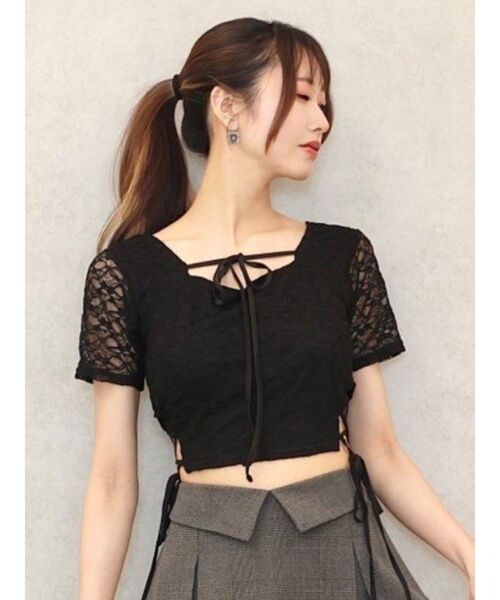 EATME（イートミー）の「サイドレースアップクロップドTOP（Tシャツ/カットソー・レディース・ブルー/オフホワイト/ブラック/イエロー・FREE）」の3枚目の写真