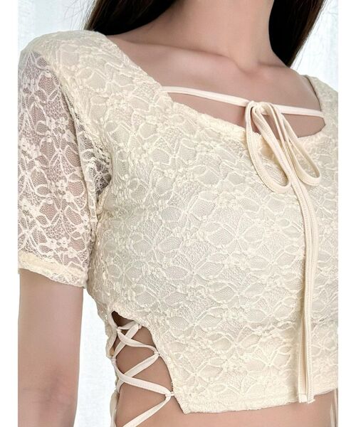 EATME（イートミー）の「サイドレースアップクロップドTOP（Tシャツ/カットソー・レディース・ブルー/オフホワイト/ブラック/イエロー・FREE）」の7枚目の写真