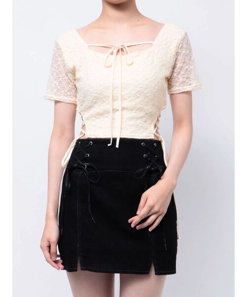 EATME（イートミー）の「サイドレースアップクロップドTOP（Tシャツ/カットソー・レディース・ブルー/オフホワイト/ブラック/イエロー・FREE）」の18枚目の写真