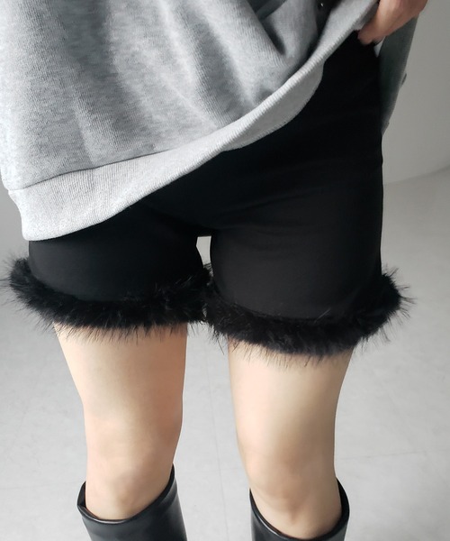 me+em select(ミームセレクト)の「【 4size 】ヘムフェザーバイカーショートパンツ / hem feather biker short pants(その他パンツ・レディース・ブラック・SMALL/MEDIUM/LARGE/X-SMALL)」の5枚目の写真