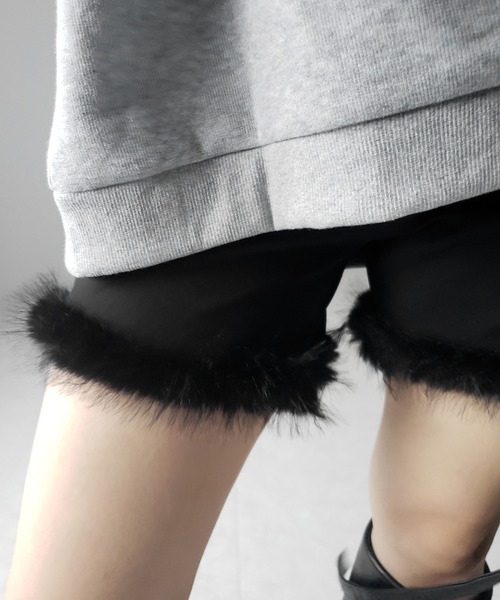 me+em select(ミームセレクト)の「【 4size 】ヘムフェザーバイカーショートパンツ / hem feather biker short pants(その他パンツ・レディース・ブラック・SMALL/MEDIUM/LARGE/X-SMALL)」の6枚目の写真