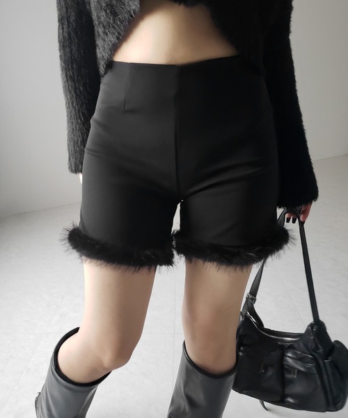 me+em select(ミームセレクト)の「【 4size 】ヘムフェザーバイカーショートパンツ / hem feather biker short pants(その他パンツ・レディース・ブラック・SMALL/MEDIUM/LARGE/X-SMALL)」の13枚目の写真