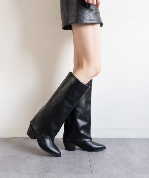 Fabby fabby（ファビィーファビィー）の「ポインテッドロングカバーブーツ（ブーツ・レディース・オフホワイト/ブラック/シルバー・LARGE/MEDIUM/SMALL）」の16枚目の写真