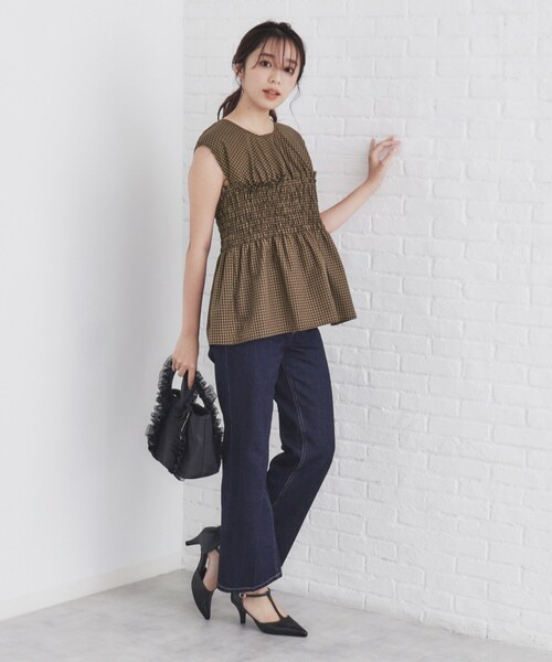 index(インデックス)の「◆チェック柄シャーリングペプラムブラウス【洗える】(シャツ/ブラウス・レディース・ブラウン系2/ダークブラウン系1・38)」の4枚目の写真