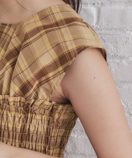 index(インデックス)の「◆チェック柄シャーリングペプラムブラウス【洗える】(シャツ/ブラウス・レディース・ブラウン系2/ダークブラウン系1・38)」の16枚目の写真