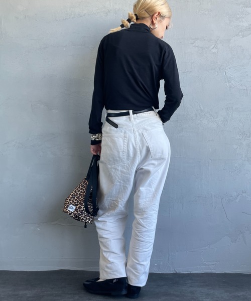 HANES（ヘインズ）の「[HANES/ヘインズ] ソフトフィット タートルネックTシャツ（Tシャツ/カットソー・レディース・ブラック/ホワイト・F）」の20枚目の写真