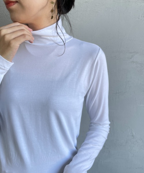 HANES（ヘインズ）の「[HANES/ヘインズ] ソフトフィット タートルネックTシャツ（Tシャツ/カットソー・レディース・ブラック/ホワイト・F）」の7枚目の写真
