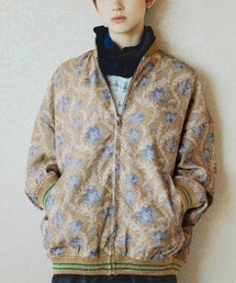 ＭＥＤＥ１９Ｆ　ミュルーズモダン〈「ミュルーズ染織美術館」アーカイブコレクション〉リバーシブル中わたブルゾン〈ベージュ×ネイビー　〉