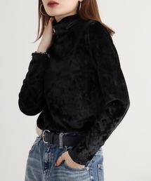 Eglantine ベロアタッチルーズネックプルオーバー