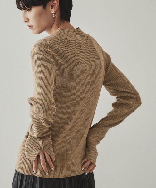 OPAQUE.CLIP（オペークドットクリップ）の「◆ハイネックリブニット／FILIVIVI・フィルビビ【洗濯機洗い可】（ニット/セーター・レディース・ブラック/ホワイト系5/オフホワイト/ベージュ・42/38/36/40）」の15枚目の写真