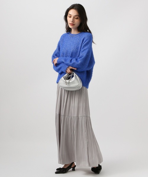 BAYFLOW（ベイフロー）の「[柔らかなフェザー素材]スパンコールニットプルオーバー（ニット/セーター・レディース・ブルー/モカ/グレイッシュベージュ/ブラック・FREE）」の11枚目の写真