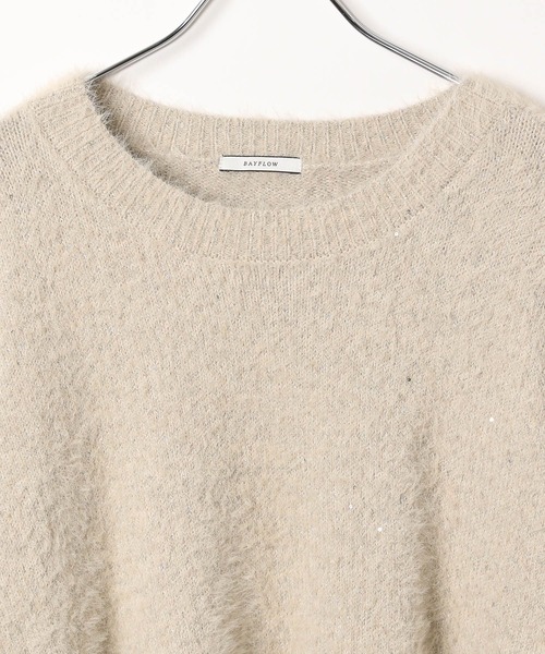 BAYFLOW（ベイフロー）の「[柔らかなフェザー素材]スパンコールニットプルオーバー（ニット/セーター・レディース・ブルー/モカ/グレイッシュベージュ/ブラック・FREE）」の19枚目の写真