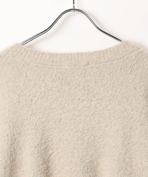 BAYFLOW（ベイフロー）の「[柔らかなフェザー素材]スパンコールニットプルオーバー（ニット/セーター・レディース・ブルー/モカ/グレイッシュベージュ/ブラック・FREE）」の20枚目の写真