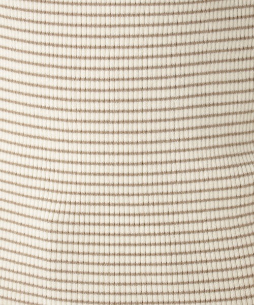 FOUND GOOD（ファウンドグッド）の「COZYリブハイネックニット（ニット/セーター・レディース・ベージュ/ブラック/アイボリー/グレー系/ブラウン系/ブルー系5/イエロー系5/レッド系8・S/M/L）」の19枚目の写真