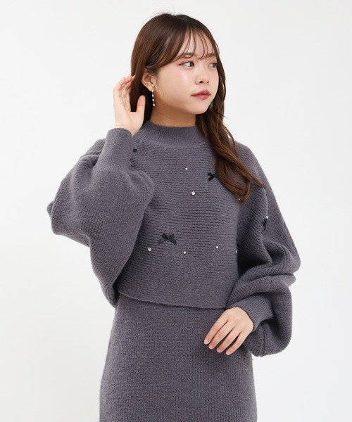 ASTORIA ODIER(アストリアオディール)の「リボンパールビジューニット×ニットワンピ(ワンピース・レディース・アイボリー/ブラック/チャコールグレー・MEDIUM)」の16枚目の写真