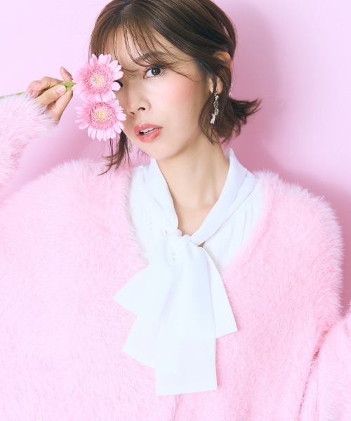 marun（マルン）の「＜大きいサイズ＞ ショート丈シャギーニットカーディガン marun（カーディガン/ボレロ・レディース・ブラック/ピンク・4L/3L/LL/L/5L）」の12枚目の写真