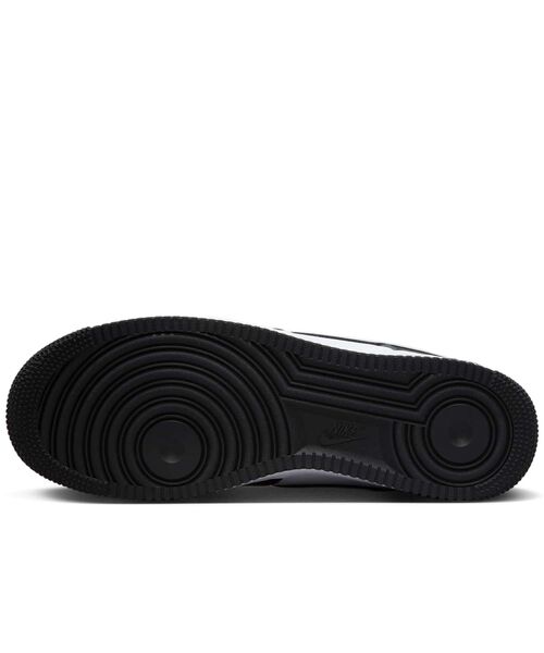 NIKE(ナイキ)の「ナイキ エア フォース 1 '07 メンズシューズ / Nike Air Force 1 '07 Men's Shoes DV0788-001 Black(スニーカー・メンズ・ブラック・32/30/31/29.5/30.5/29/28.5/25.5/26.5/27.5/24.5/33/24/25/26/27/28)」の18枚目の写真