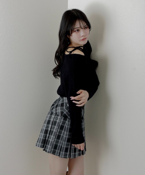 M DOLLY(エムドリー)の「shoulder ribbon knit tops/ショルダーリボンニットトップス(ニット/セーター・レディース・アイボリー/ブラック・FREE)」の9枚目の写真