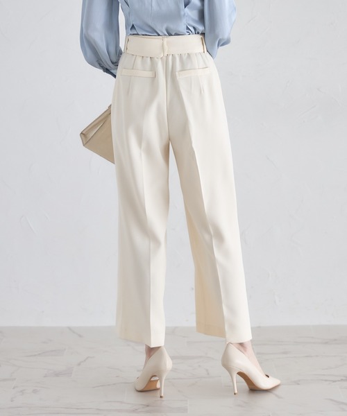 tocco closet（トッコ　クローゼット）の「ベルト付きタックワイドパンツ（その他パンツ・レディース・アイボリー/ブラック・M）」の6枚目の写真
