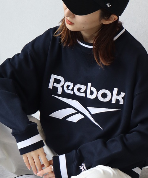Reebok(リーボック)の「【Reebok/リーボック】裏毛 ロゴワッペン リブライン クルースウェット(スウェット・メンズ・ホワイト/ベージュ/ネイビー/ダークブルー・M/L/LL)」の3枚目の写真