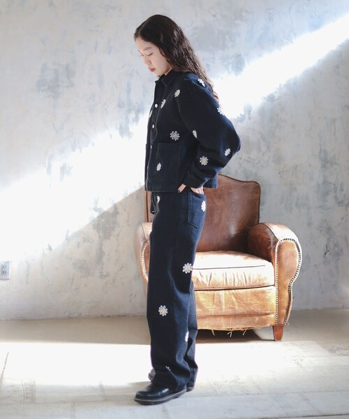 B:MING by BEAMS(ビーミングバイビームス)の「ambiance / Embroidery Denim Pants(S~L)(デニムパンツ・レディース・ブラウン/ブラック・LARGE/MEDIUM/SMALL)」の20枚目の写真