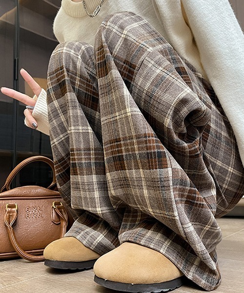 gossip!ロサンゼルス(ゴシップロサンゼルス)の「YUGA ハイウエスト チェック柄フリースインナーパンツ(その他パンツ・レディース・グレー/ブラック/ブラウン/イエロー・FREE)」の15枚目の写真